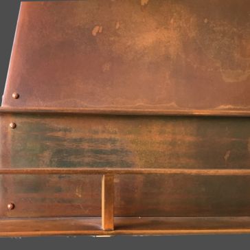 Rusty Rustic 2788 A close-up of the Rusty Rustic 2788 metal surface, showcasing a weathered, rusty finish with horizontal ridges, visible rivets, and a small ledge at the bottom.